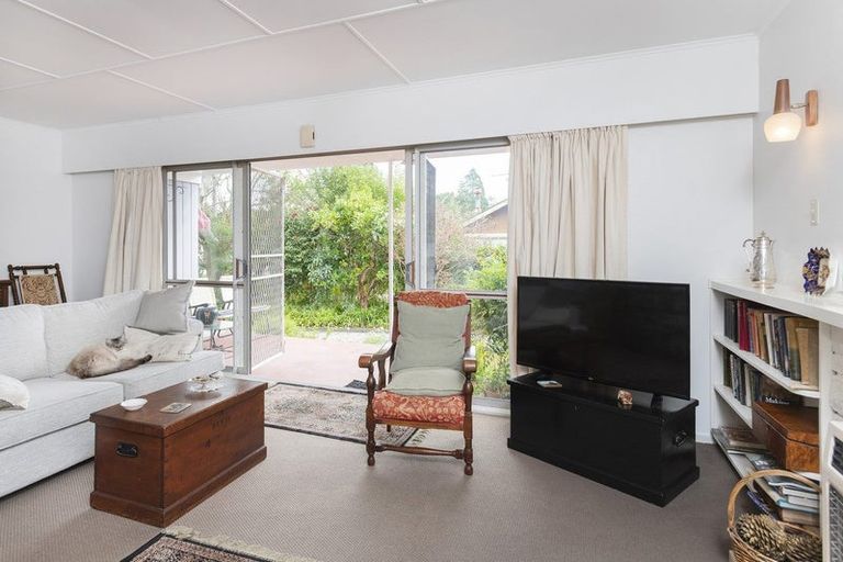 Photo of property in 38 Oak Street, Mangapapa, Gisborne, 4010
