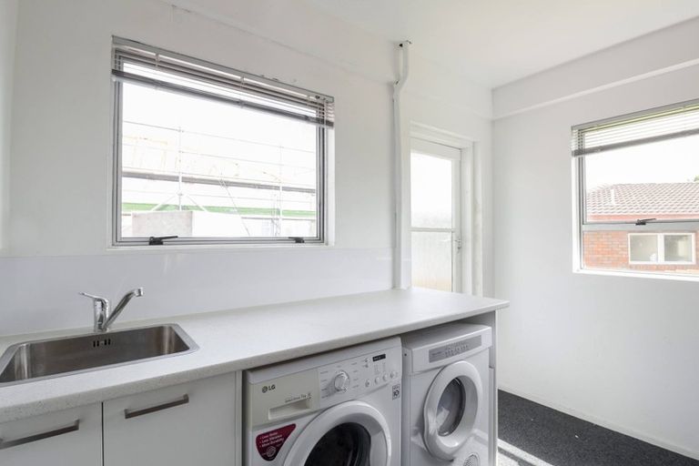 Photo of property in 10c Finchley Road, Torbay, Auckland, 0632