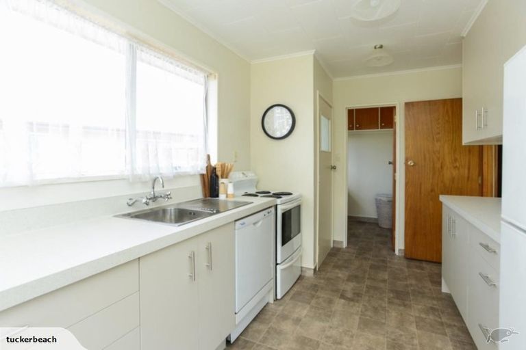 Photo of property in 27 Southwark Avenue, Tamatea, Napier, 4112
