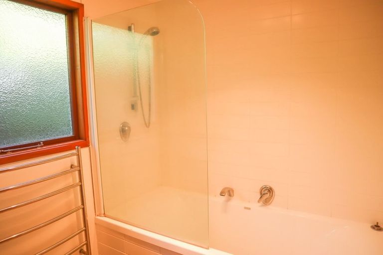 Photo of property in 1a Saint Vincent Terrace, Cashmere, Christchurch, 8022