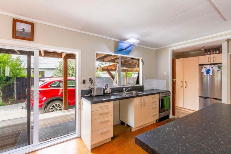 Photo of property in 29 Rochfort Street, Otane, 4202