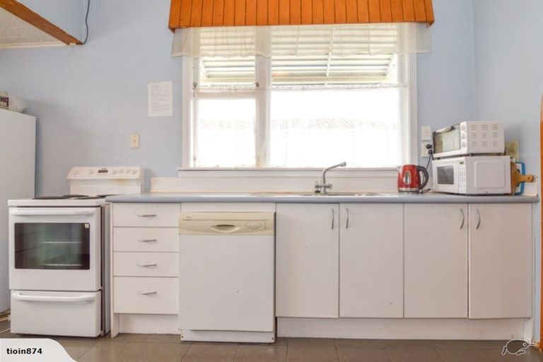 Photo of property in 5 Moore Street, West End, Palmerston North, 4412