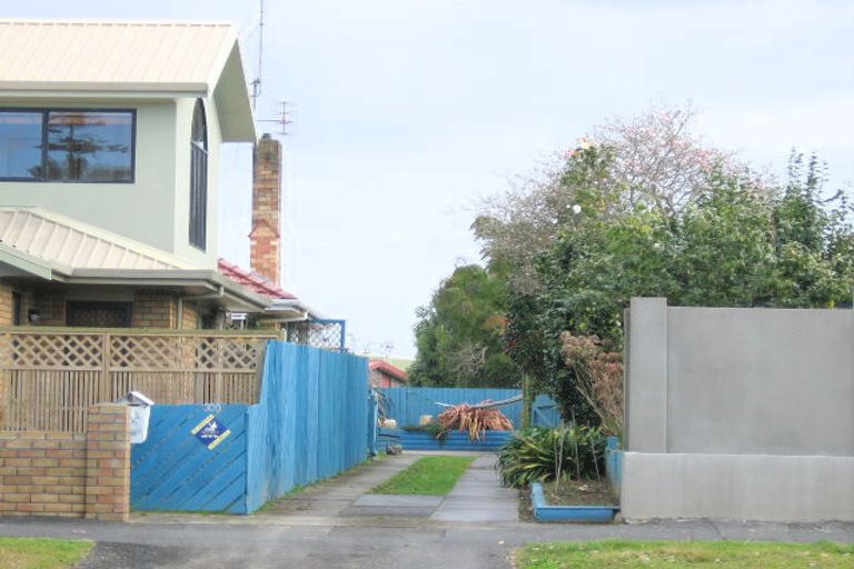 Photo of property in 300a Cambridge Road, Hillcrest, Hamilton, 3216