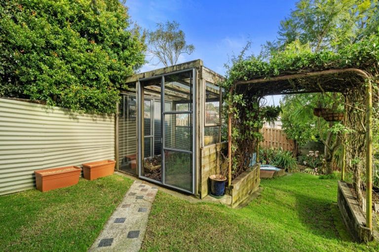 Photo of property in 5b Jonathon Street, Brookfield, Tauranga, 3110