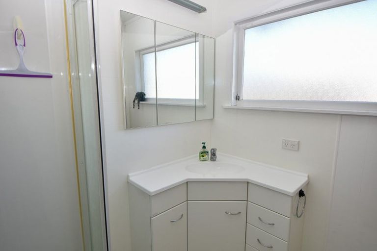 Photo of property in 11 Fairbrother Street, Carterton, 5713