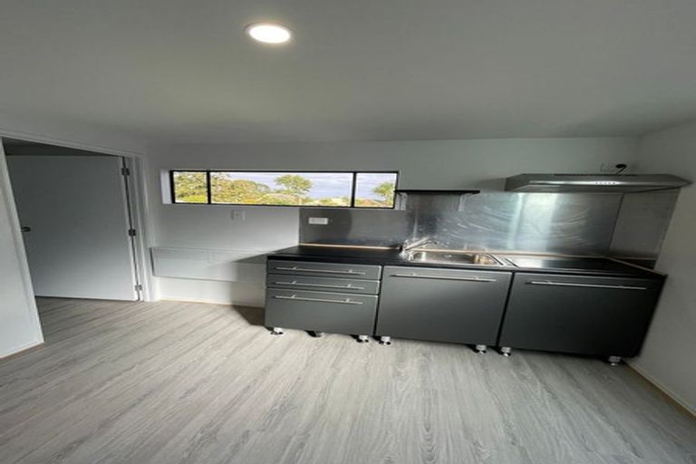 Photo of property in 8 Hailes Road, Whenuapai, Auckland, 0814