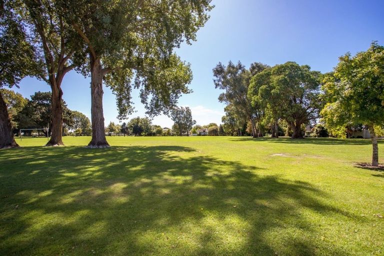 Photo of property in 3a Farnham Place, Ilam, Christchurch, 8041