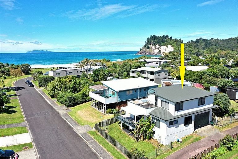 Photo of property in 4a Moray Place, Whiritoa, Whangamata, 3691
