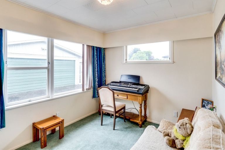 Photo of property in 22 Coventry Avenue, Tamatea, Napier, 4112