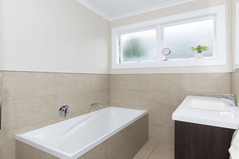 Photo of property in 83 Stout Street, Whataupoko, Gisborne, 4010