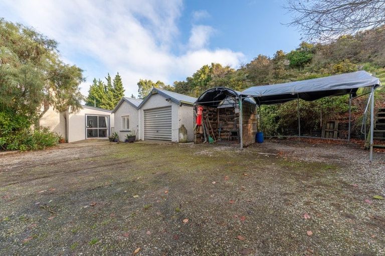 Photo of property in 340 Alma-maheno Road, Alma, Oamaru, 9491