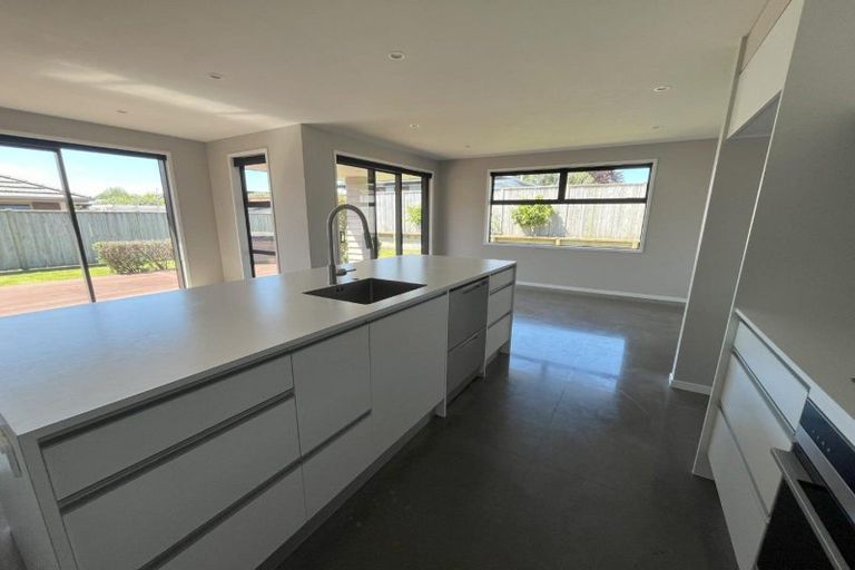 Photo of property in 10 Masters Lane, Waitara, 4320
