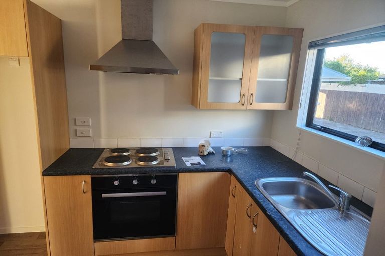 Photo of property in 12 Buckingham Crescent, Manukau, Auckland, 2025