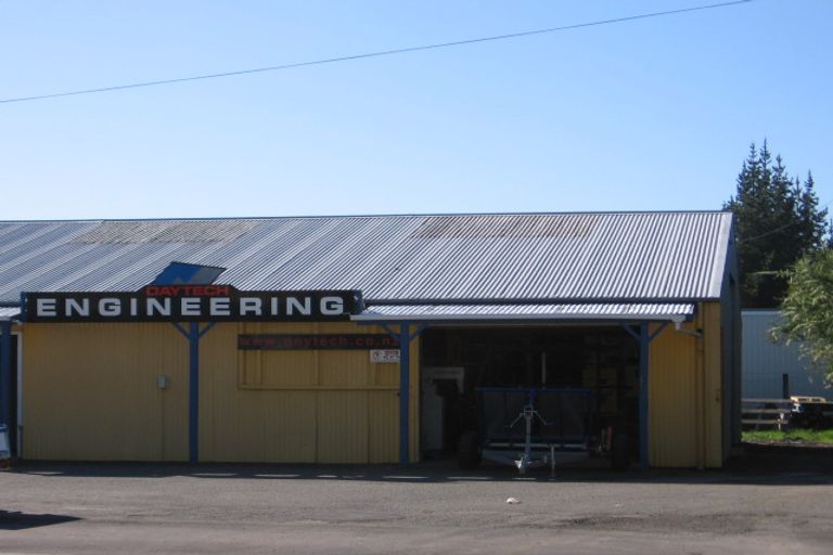 Photo of property in 122 Lincoln Road, Masterton, 5810