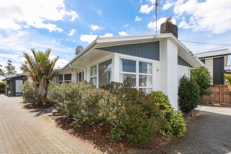 Photo of property in 1/54 May Street, Hamilton East, Hamilton, 3216