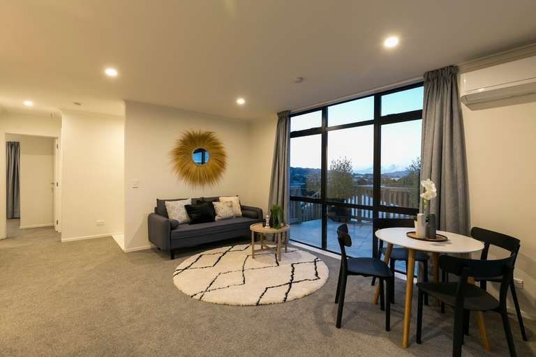Photo of property in 1a Allen Terrace, Tawa, Wellington, 5028