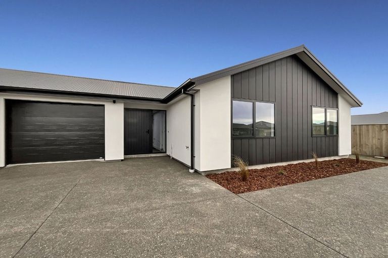 Photo of property in 11 Jasmine Close, Rolleston, 7614