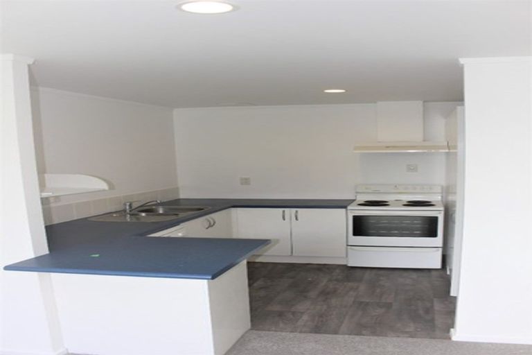 Photo of property in 15/3 Erewhon Place, Birkdale, Auckland, 0626