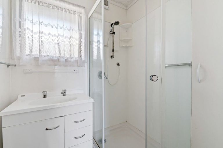 Photo of property in 32 Browning Crescent, Owhata, Rotorua, 3010