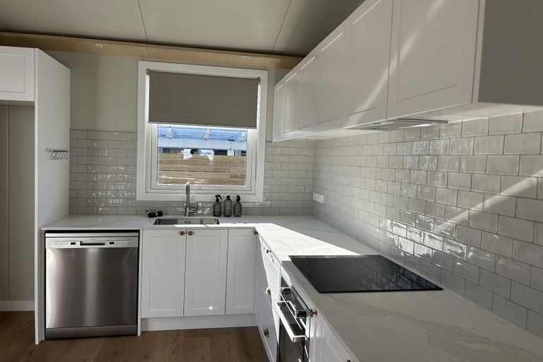 Photo of property in 27 Ava Street, Petone, Lower Hutt, 5012