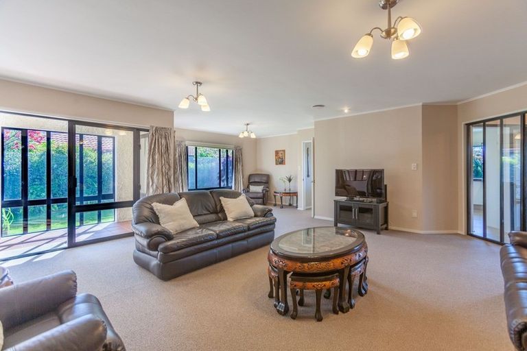 Photo of property in 6 Bishops Close, Greenmeadows, Napier, 4112