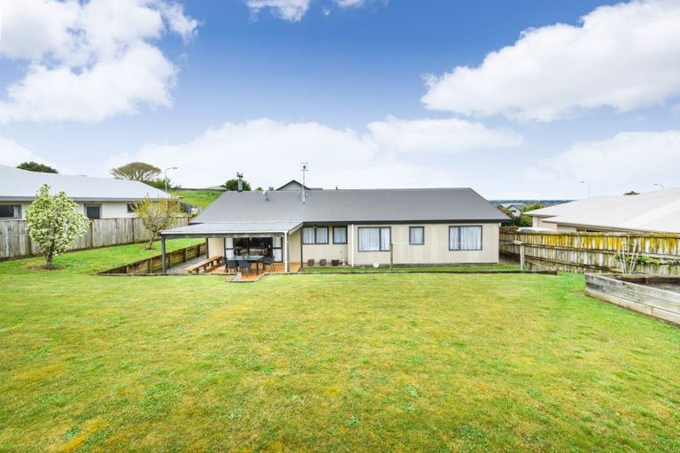 Photo of property in 2 Logan Grove, Feilding, 4702