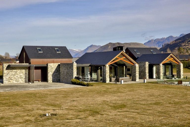 Photo of property in 281 Lower Shotover Road, Speargrass Flat, Queenstown, 9371