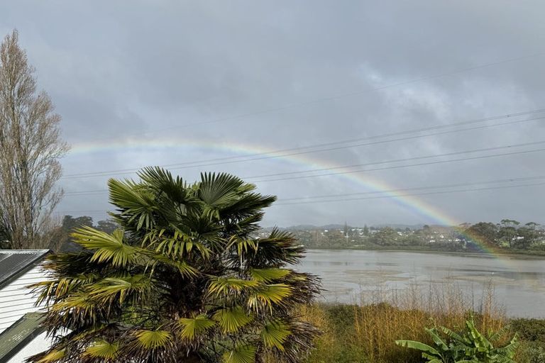 Photo of property in 20a Kenley Place, Avondale, Auckland, 1026