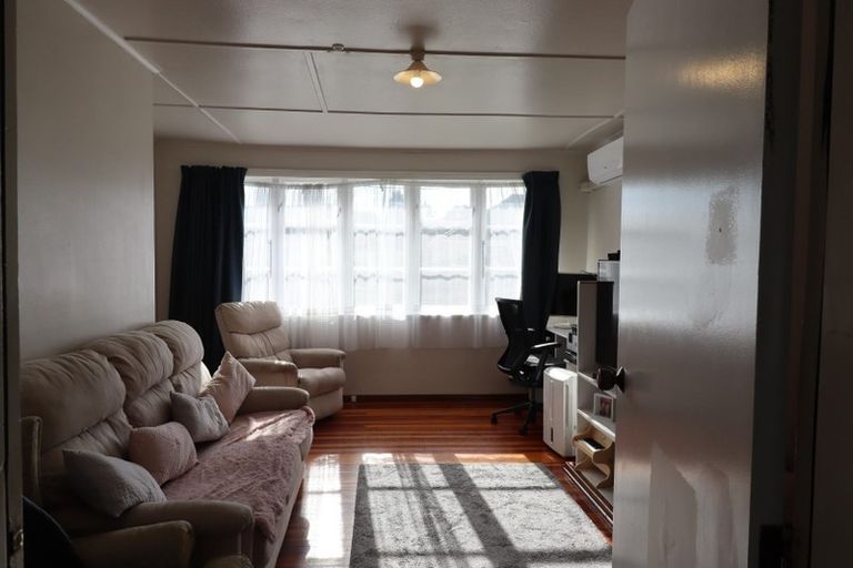 Photo of property in 15 Fisk Street, Naenae, Lower Hutt, 5011