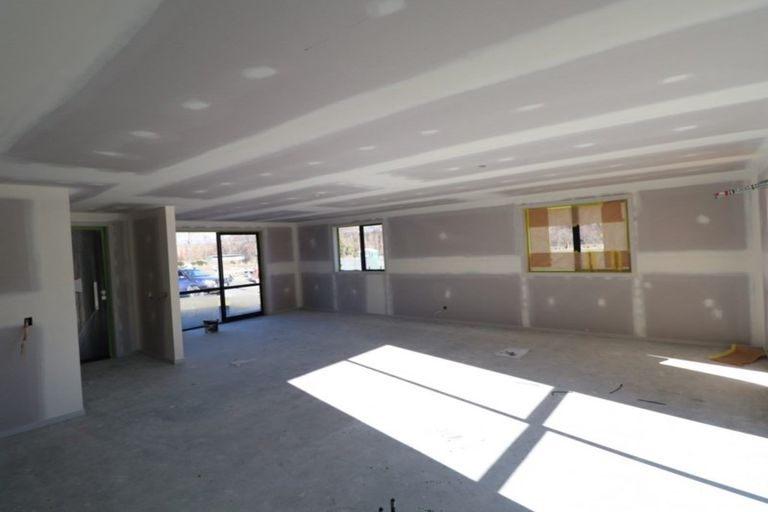 Photo of property in 8 Walton Way, Flaxmere, Hastings, 4120