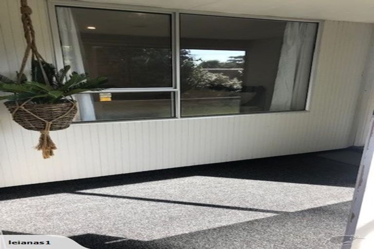 Photo of property in 118 Avonhead Road, Avonhead, Christchurch, 8042