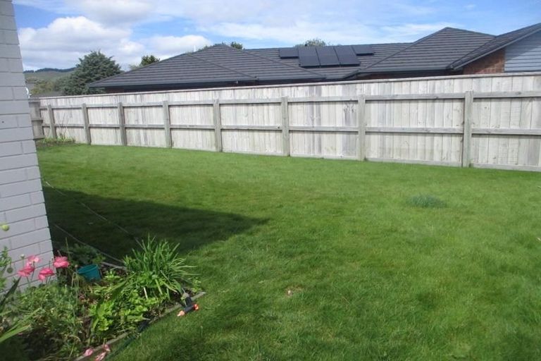 Photo of property in 43 Waipunahau Road, Waikanae, 5036