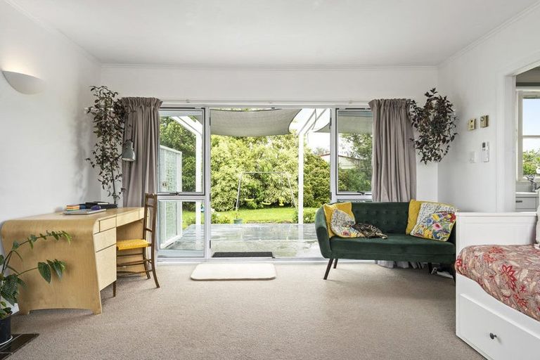 Photo of property in 105 Shakespeare Street, Leamington, Cambridge, 3432