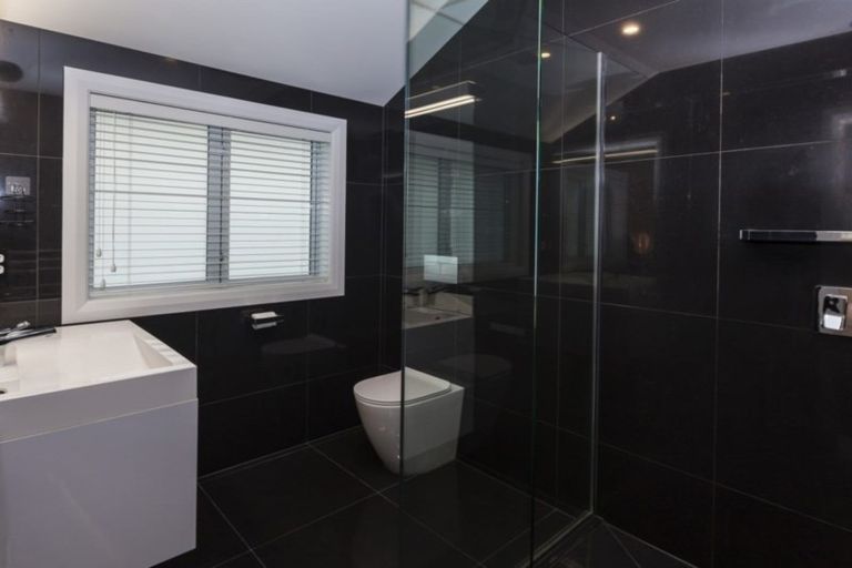 Photo of property in 107 Office Road, Merivale, Christchurch, 8014