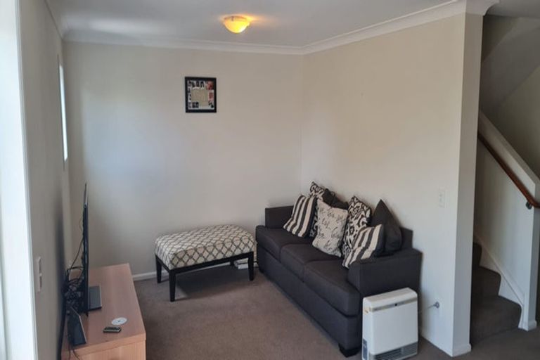 Photo of property in 3/7 Belle Verde Drive, Sunnynook, Auckland, 0630