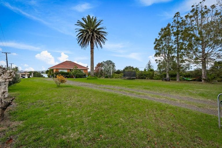 Photo of property in 123 Kauri Road, Whenuapai, Auckland, 0618
