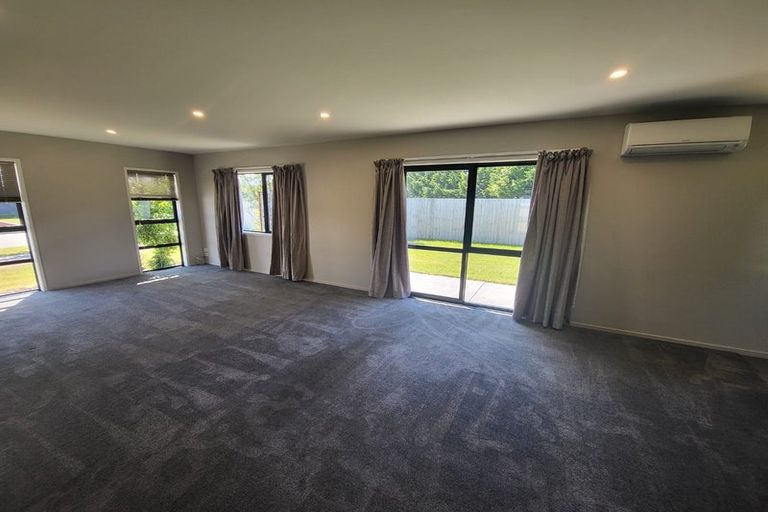 Photo of property in 22 Hurutini Way, Halswell, Christchurch, 8025