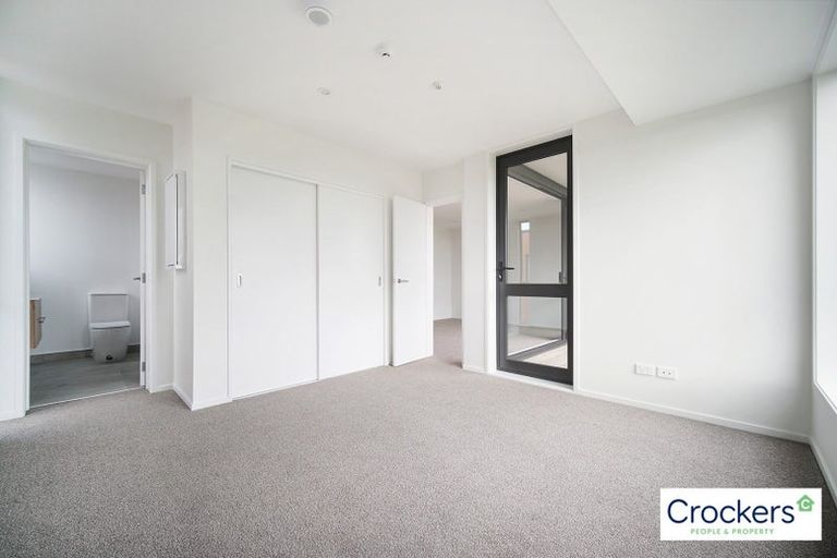 Photo of property in 6/8 Treasure Lane, Te Atatu South, Auckland, 0610