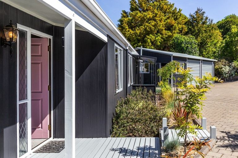 Photo of property in 18 Cherry Lane, Acacia Bay, Taupo, 3330