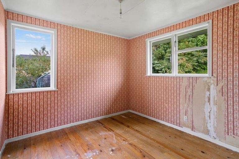 Photo of property in 65b Endeavour Street, Marfell, New Plymouth, 4310