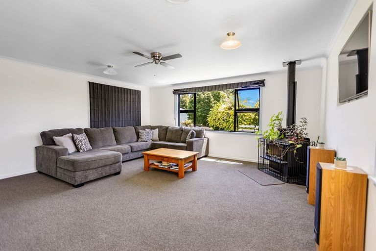 Photo of property in 32 Porikapa Road, Owhata, Rotorua, 3010