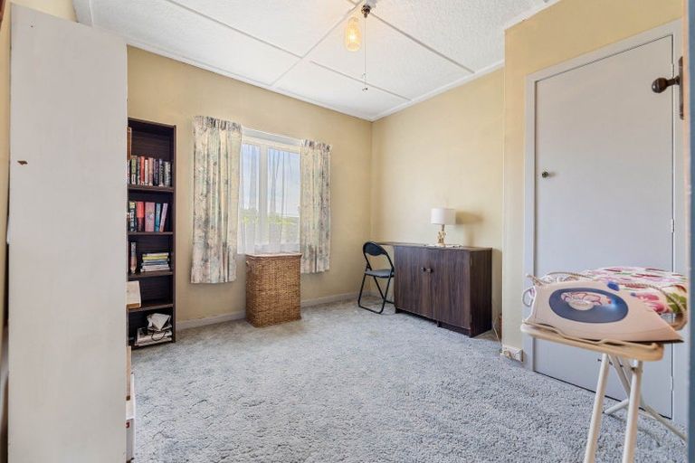 Photo of property in 12 Station Street, Tirau, 3410