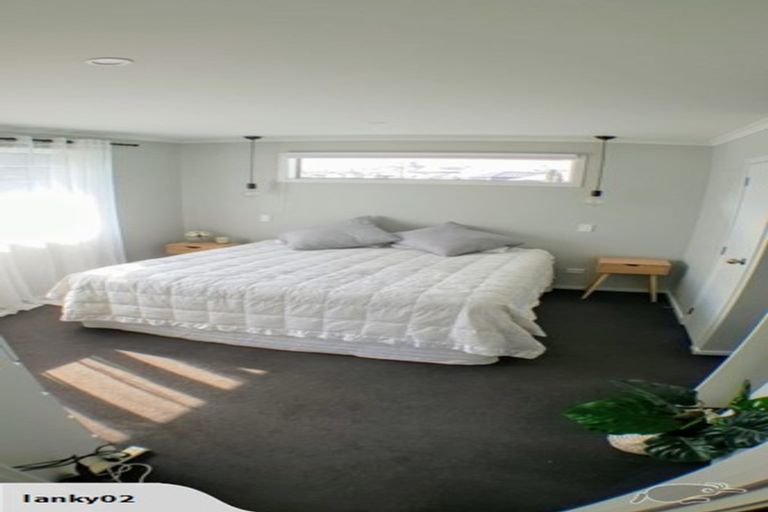 Photo of property in 37 Myles Way, Lower Shotover, Queenstown, 9304