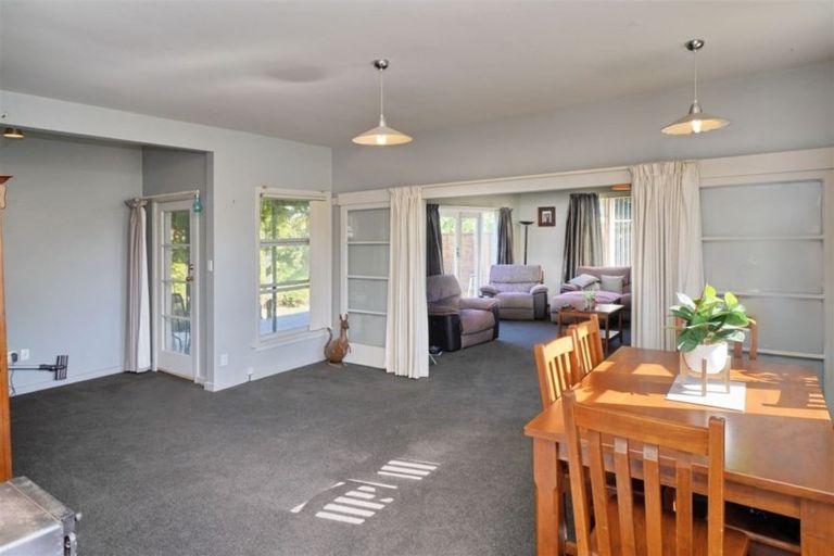 Photo of property in 2 Reeves Street, Cheviot, 7310