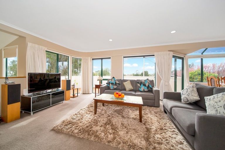 Photo of property in 50a Karina Road, Merrilands, New Plymouth, 4312