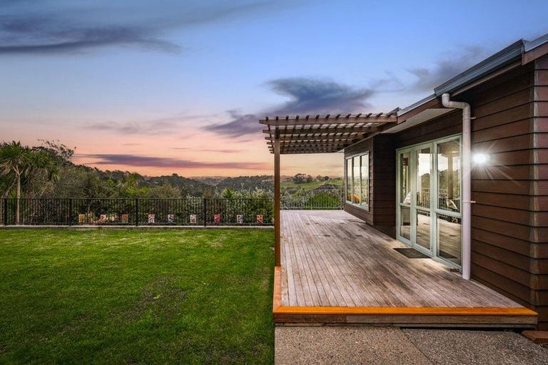 Photo of property in 40 Lonely Track Road, Redvale, Auckland, 0632