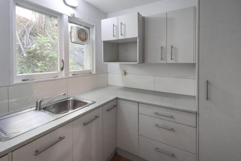 Photo of property in 1/29 Waiapu Road, Kelburn, Wellington, 6012