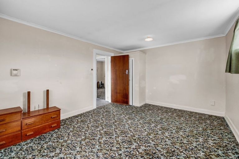 Photo of property in 18 Furlong Street, Hawera, 4610