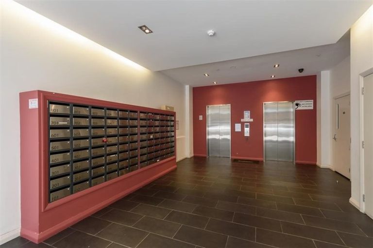 Photo of property in Monvie Apartments, 606/15 Holland Street, Te Aro, Wellington, 6011