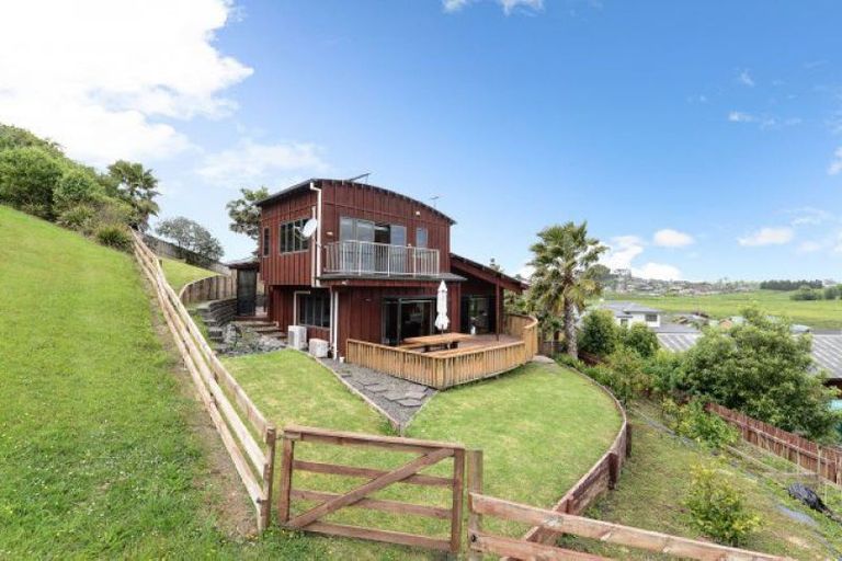 Photo of property in 22 Friesian Place, Grandview Heights, Hamilton, 3200